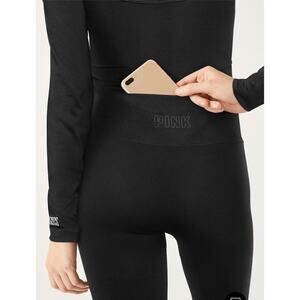 NWT 3 pairs of VS PINK SEAMLESS LEGGINGS ALL NEW WITH TAGS size medium